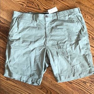 American Eagle Olive Khaki Shorts